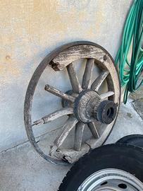 Ruota di Carro Antica