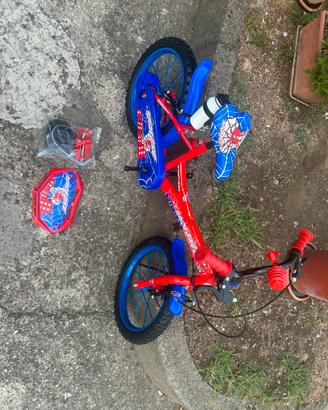 Bici Spider-Man per bambino – praticamente nuova