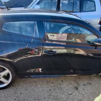 Volkswagen scirocco incidentata 