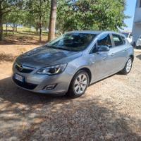 Opel Astra 1.4 Turbo 140CV 5 porte Cosmo km 118mil