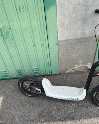 Monopattino Hot Wheels Urban Cross -
