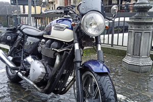 Triumph Bonneville SE