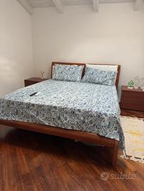 Camera da letto: Letto + comodini + cassettiera