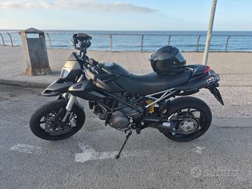 hypermotard 796