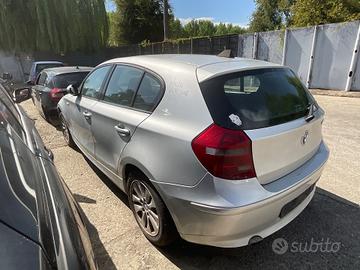 Fiancata sinistra BMW serie 1 2010