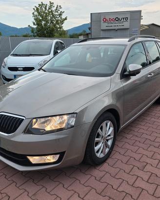 Skoda Octavia 1.6 TDI CR 105CV DSG full