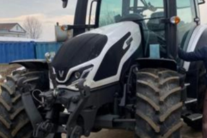 Valtra serie G135 versus 145cv