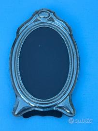 cornice ovale in argento d'epoca