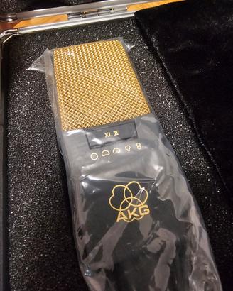 Microfono AKG