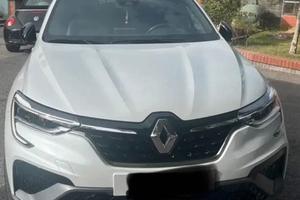 Arkana Renault 1.6 ibrida anno 2022