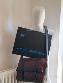 borsa tracolla cartella Piquadro pelle COME NUOVA 