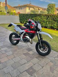 Husqvarna wr 125 trasformata motard