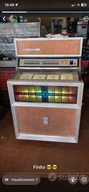 Juke box golden jet