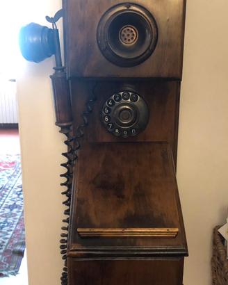Telefono antico