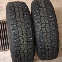 Coppia ruote chiodate 