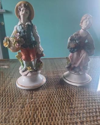 DUE FANCIULLI PORCELLANA CAPODIMONTE