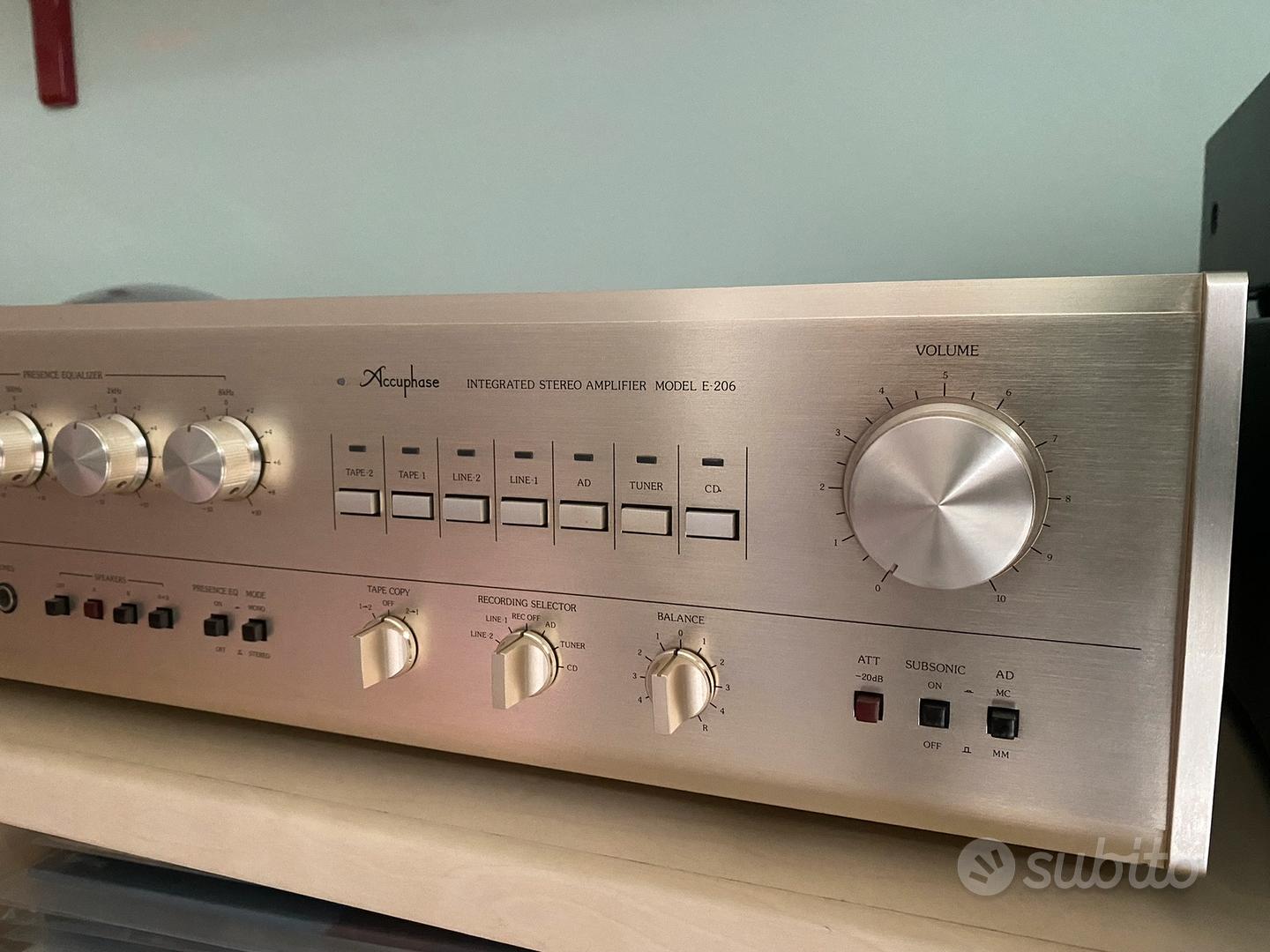 Accuphase E206 Amplificatore Integrato HiFi Audio/Video In vendita a Vibo Valentia