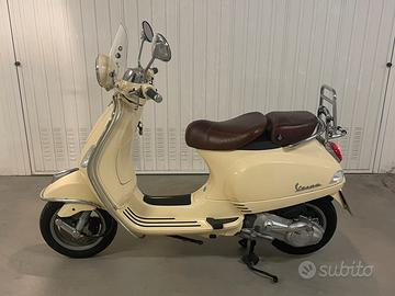 Piaggio Vespa LXV 124cc