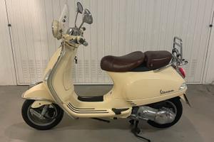 Piaggio Vespa LXV 124cc