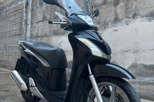 Honda sh 150 del 2010 nero