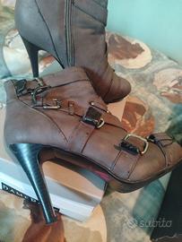 Scarpe tacco a spillo