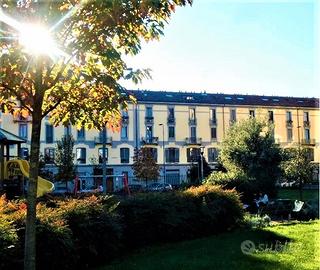 Camera posizione top sopra fermata METRO3 Lodi TBB