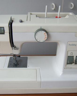 macchina da cucire elettrica Singer 730 Dorina