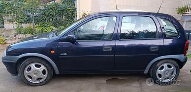 Opel Corsa 1.2 Atlanta