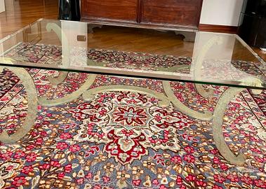 Tavolo in vetro con piedi in ferro artigianale