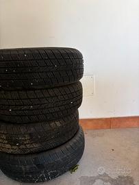 Gomme 4 stagionei per auto Nissan Micra