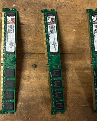 3 moduli ram da 1g ddr2
