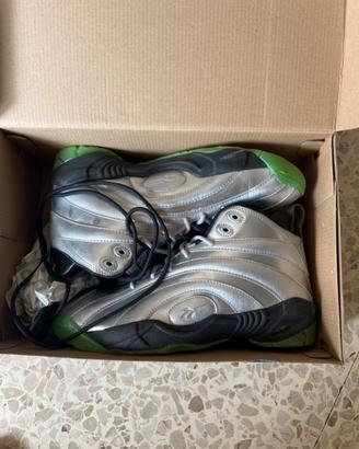 Reebok Shaqnosis "Man of Steel" Glow In The Dark