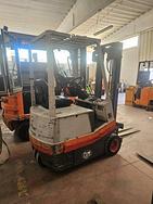 Carrello elevatore elettrico 1500kg marca Om