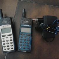 cellulari retro vintage Nokia 1610 + 2 Ericsson A1