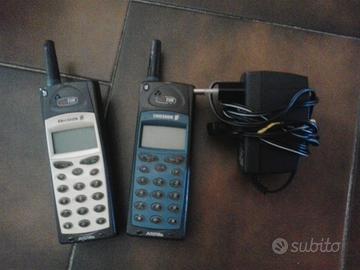 cellulari retro vintage Nokia 1610 + 2 Ericsson A1