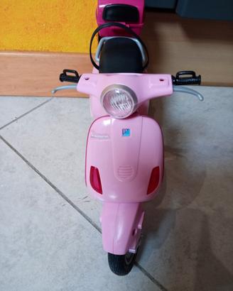 Barbie-- la vespa