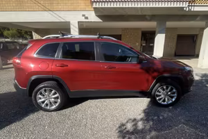 Jeep Cherokee 2.2 Limited Plus