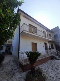 Immobile in asta di 325 m² a Castelforte