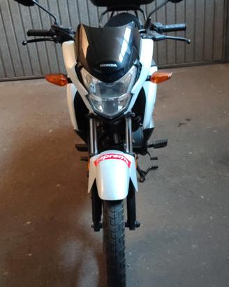 moto Cb 125 f honda