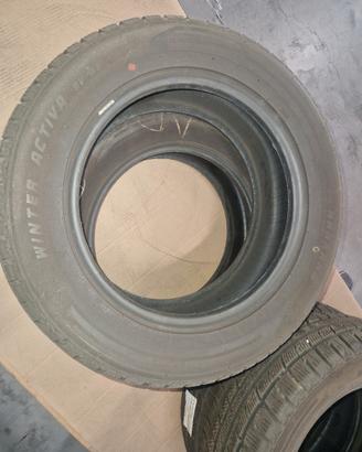 gomme 225 /60/R17 