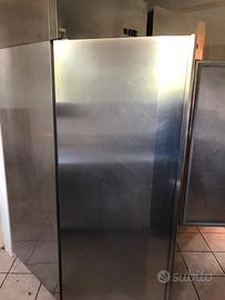 armadio frigo da 700 lt