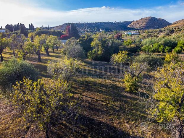 NOTO ZONA BOCHINI - TERRENO DI 9000MQ