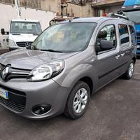 RENAULT Kangoo autovettura 5 posti 1.5 dci