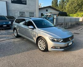 Volkswagen Passat Variant 2.0 TDI DSG Highline Blu