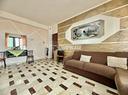 quadrilocale-con-box-auto-e-cantina-in-zona-centra