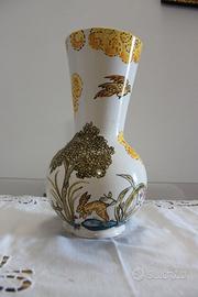 Vaso stile Naturalistico rifinito a mano ceramica
