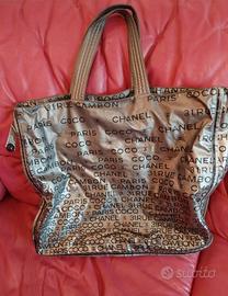 Chanel Unlimited tote bag 