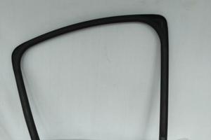 GUARNIZIONE GUIDA VETRO PORTA POST SX 9300Z1 CITRO