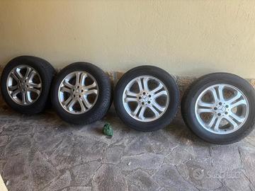 Gomme Hankook e cerchioni Mercedes ML 255 55 R18