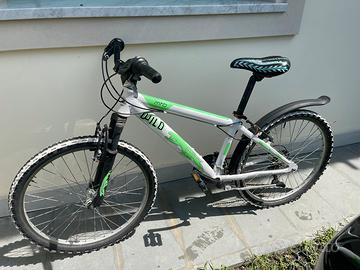 Mountain bike da ragazzo. Ruote 24